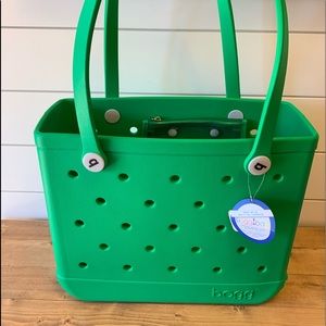 BRAND new with TAGS. Baby BOGG Bag. Green
